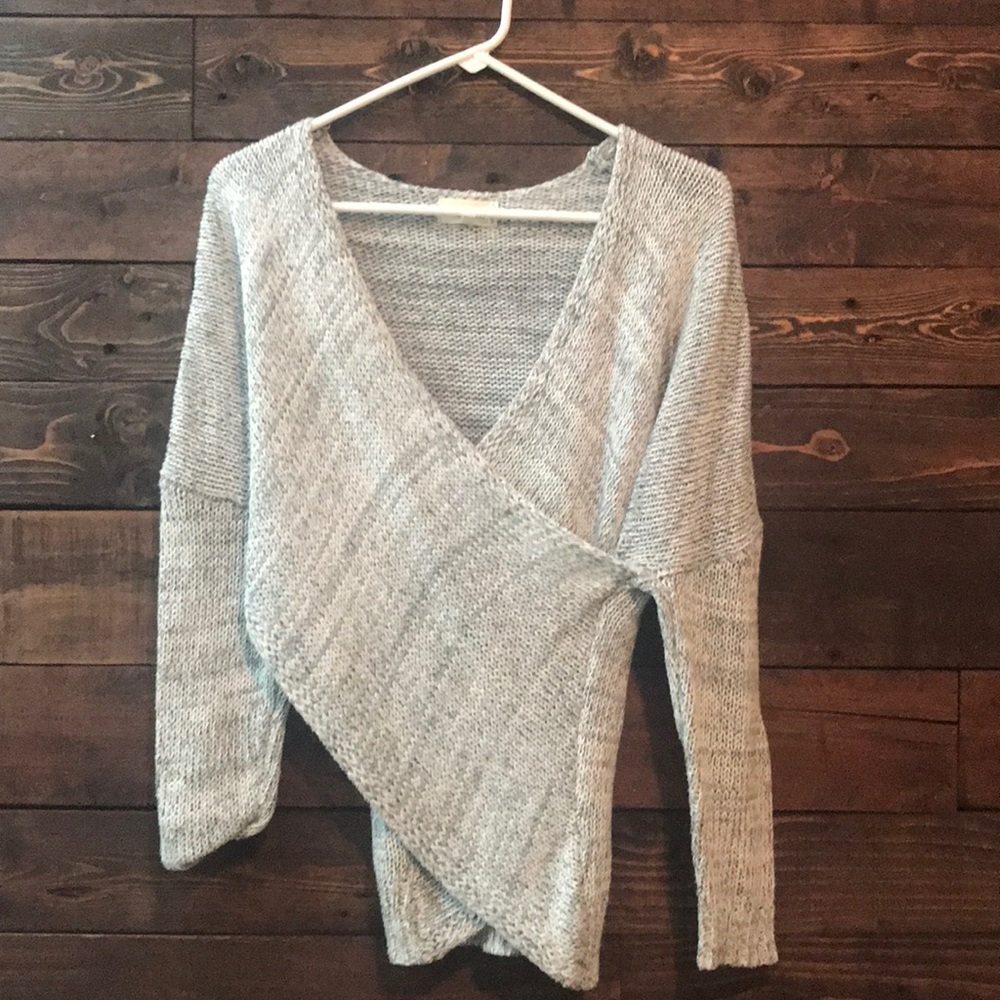 Aeon sweater